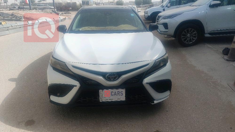 تۆیۆتا کامری